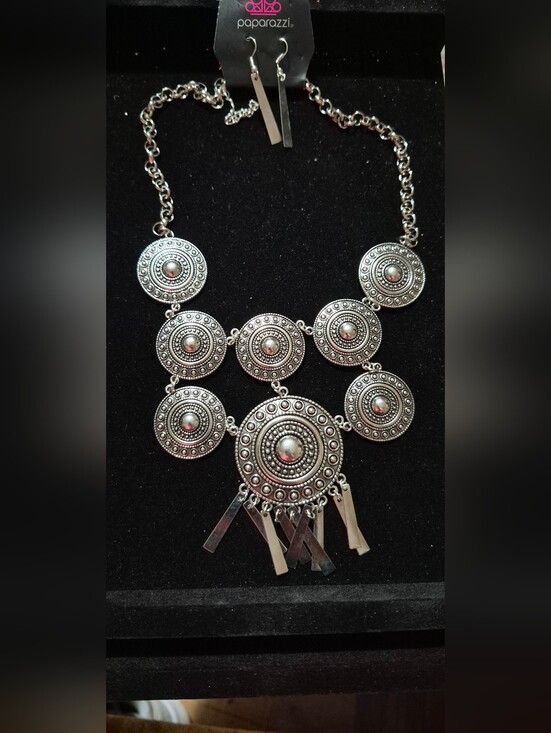 paparazzi Jewelry - Paparazzi Silver Medallion Fringe Statement Necklace